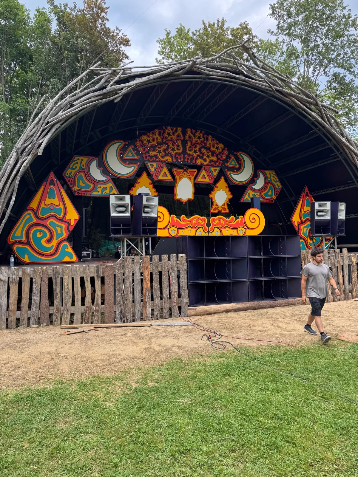 Horizon Stage, Impression 1